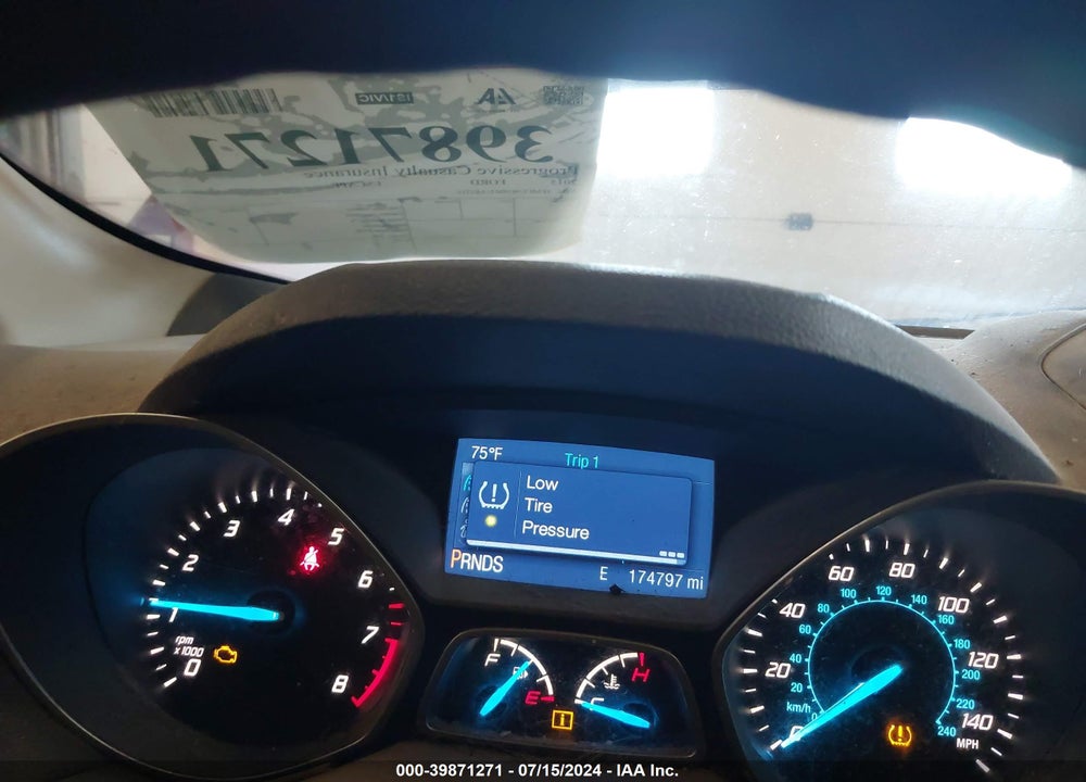 2015 FORD ESCAPE SE VIN: 1FMCU9G99FUA83211