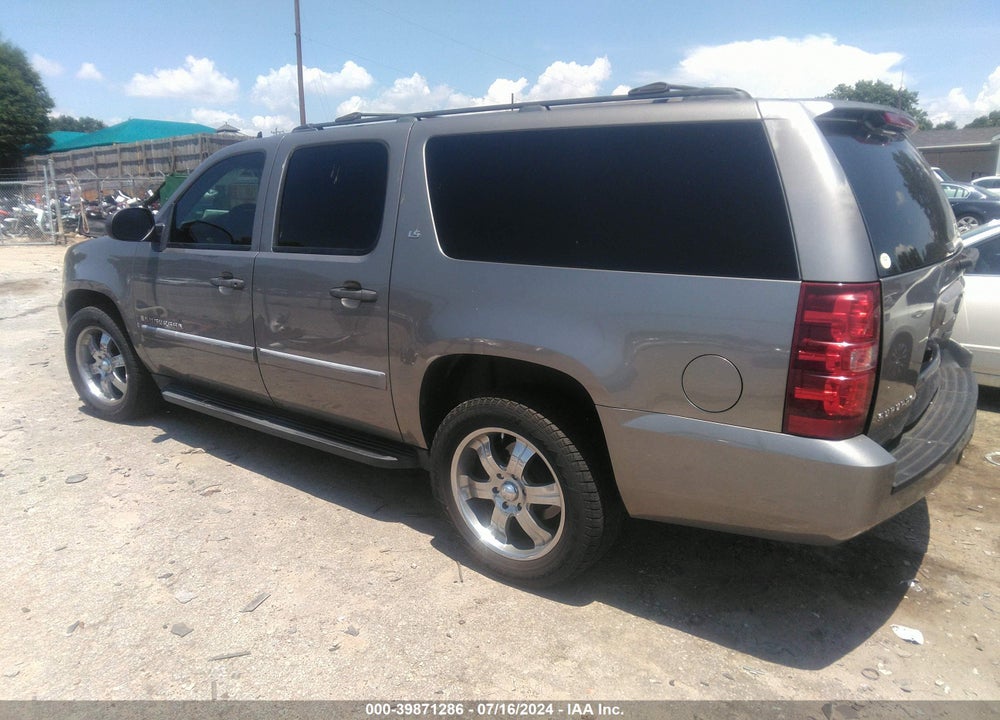 2007 CHEVROLET SUBURBAN 1500 LS VIN: 3GNFC16037G313782