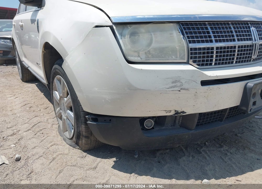 2008 LINCOLN MKX VIN: 2LMDU88C88BJ37104