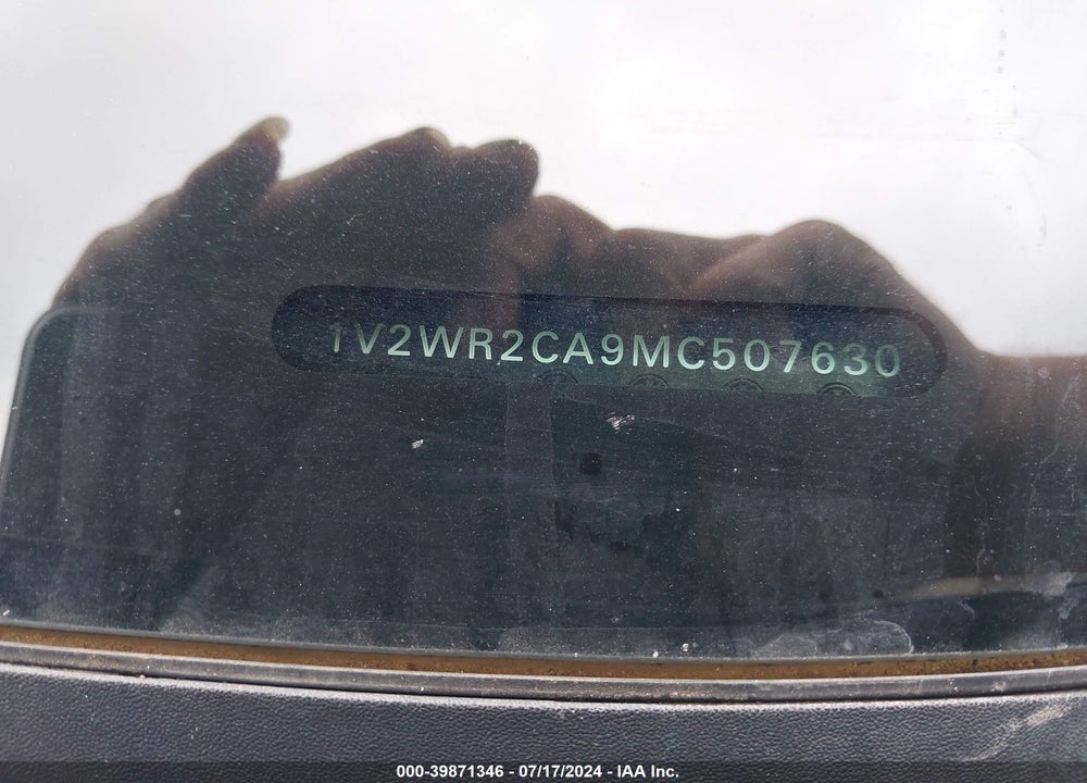 2021 VOLKSWAGEN ATLAS 3.6L V6 SE W/TECHNOLOGY VIN: 1V2WR2CA9MC507630