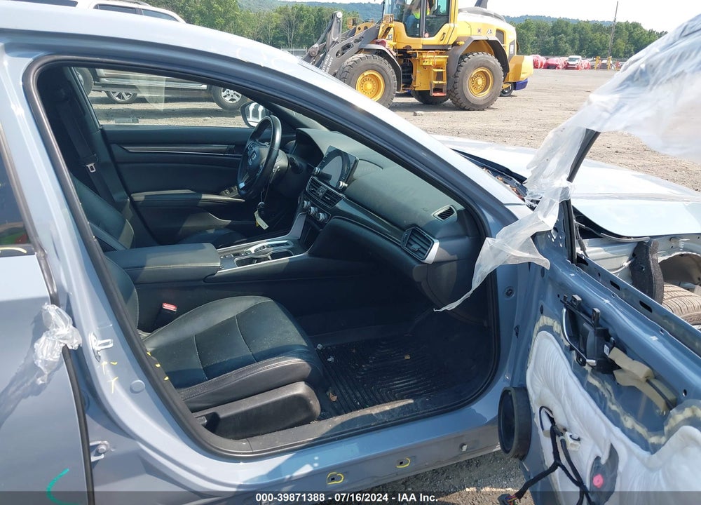 2022 HONDA ACCORD HYBRID SPORT VIN: 1HGCV3F28NA035638