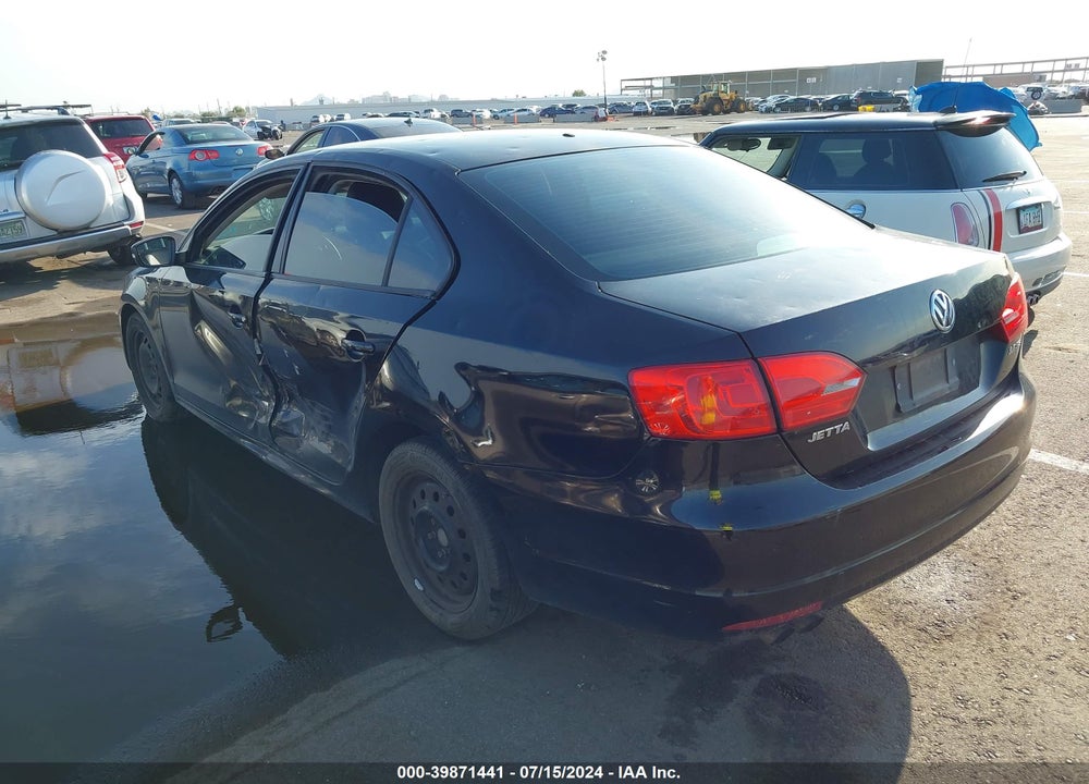 2012 VOLKSWAGEN JETTA 2.5L SE VIN: 3VWDP7AJ0CM366617