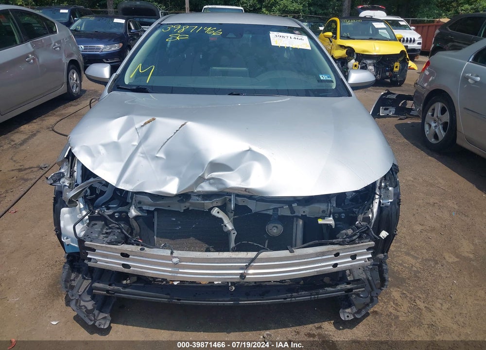 2020 TOYOTA COROLLA LE VIN: 5YFEPRAE8LP020703