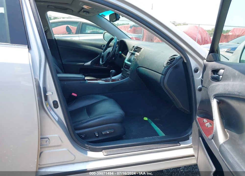 2007 LEXUS IS 250 VIN: JTHCK262772013692