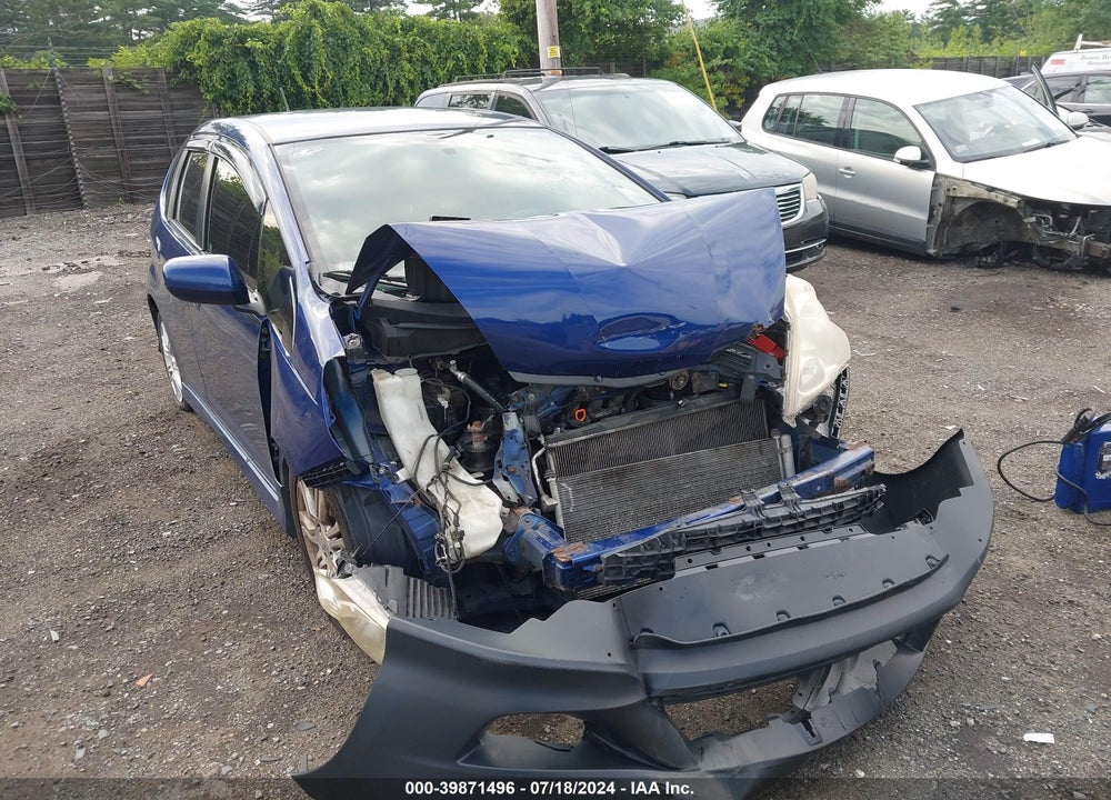 2011 HONDA FIT SPORT VIN: JHMGE8H59BC019712