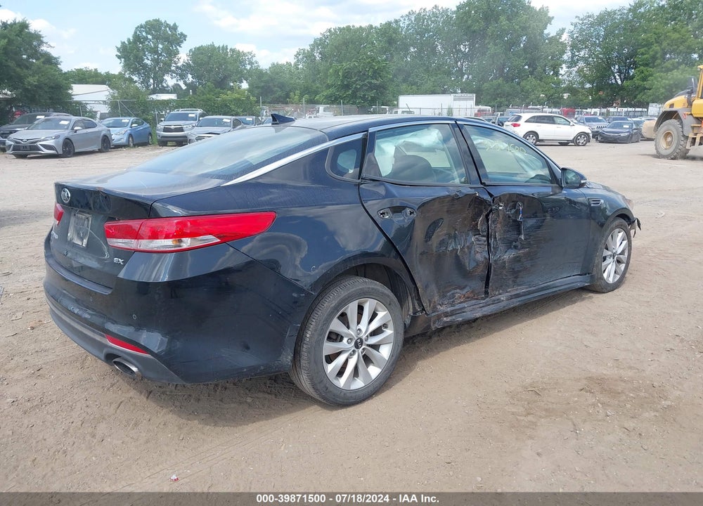 2017 KIA OPTIMA EX VIN: 5XXGU4L38HG151114