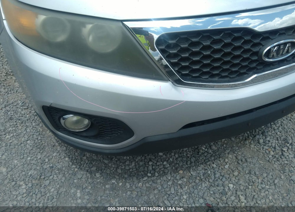 2011 KIA SORENTO EX V6 VIN: 5XYKUDA21BG036510
