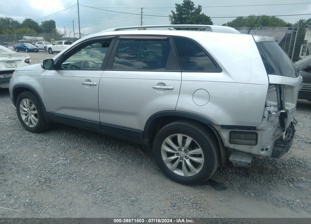 2011 KIA SORENTO EX V6 VIN: 5XYKUDA21BG036510