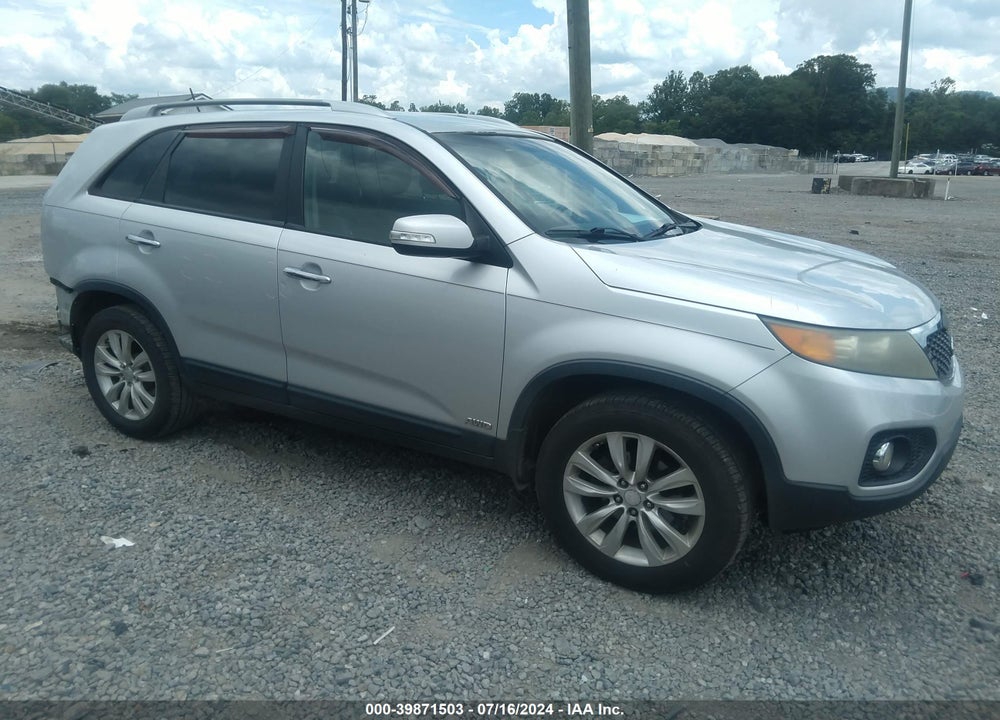 2011 KIA SORENTO EX V6 VIN: 5XYKUDA21BG036510