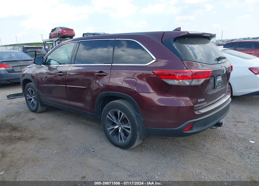 2019 TOYOTA HIGHLANDER LE PLUS VIN: 5TDBZRFH4KS942942