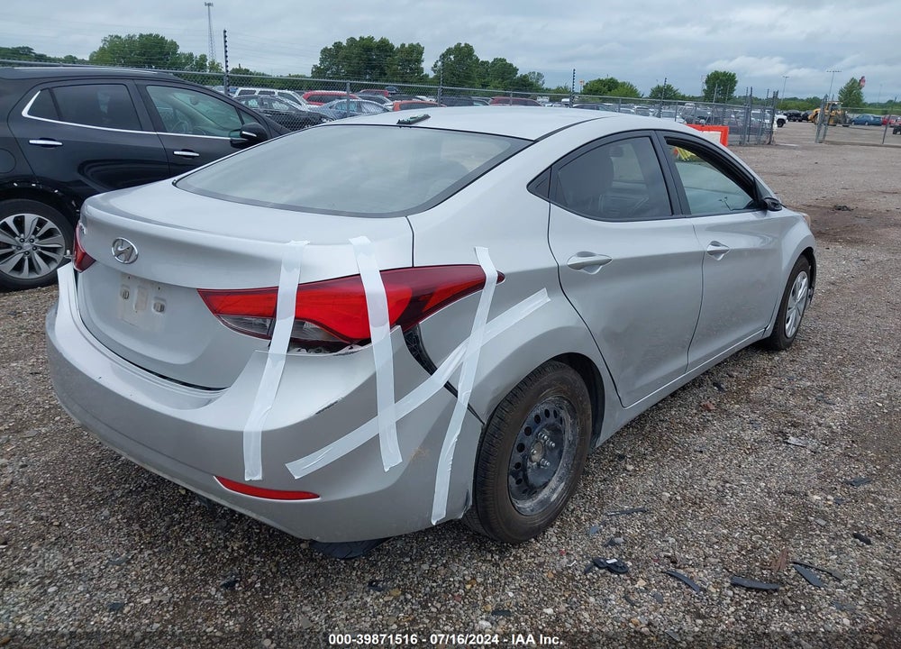 2016 HYUNDAI ELANTRA SE VIN: 5NPDH4AEXGH664542