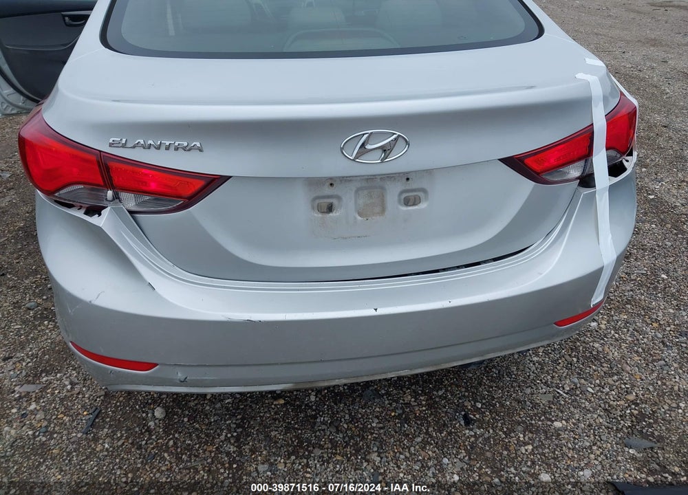 2016 HYUNDAI ELANTRA SE VIN: 5NPDH4AEXGH664542