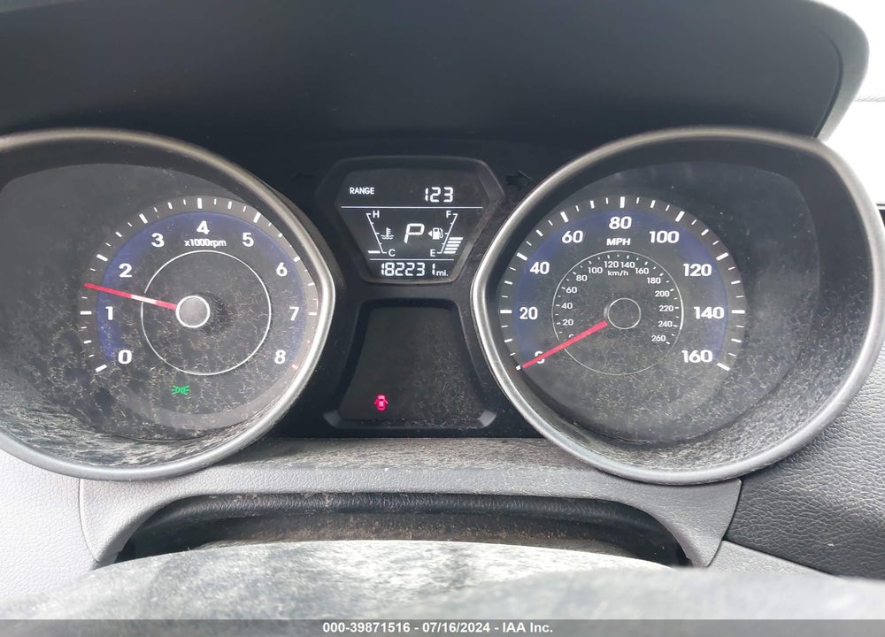 2016 HYUNDAI ELANTRA SE VIN: 5NPDH4AEXGH664542