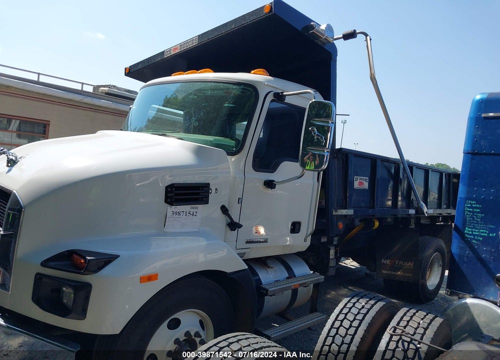 2024 MACK MD VIN: 1M2MDBAA4RS012366