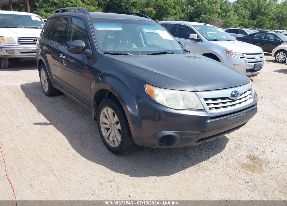 2011 SUBARU FORESTER 2.5X PREMIUM VIN: JF2SHBCC5BH762975