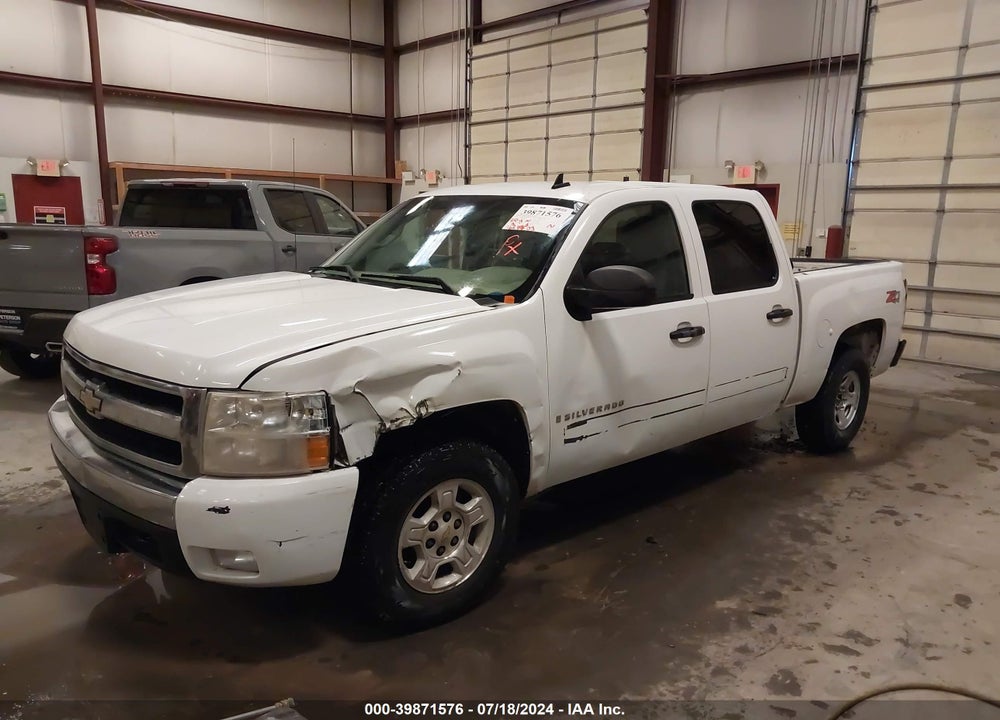 2008 CHEVROLET SILVERADO 1500 LT1 VIN: 2GCEK13M681204967