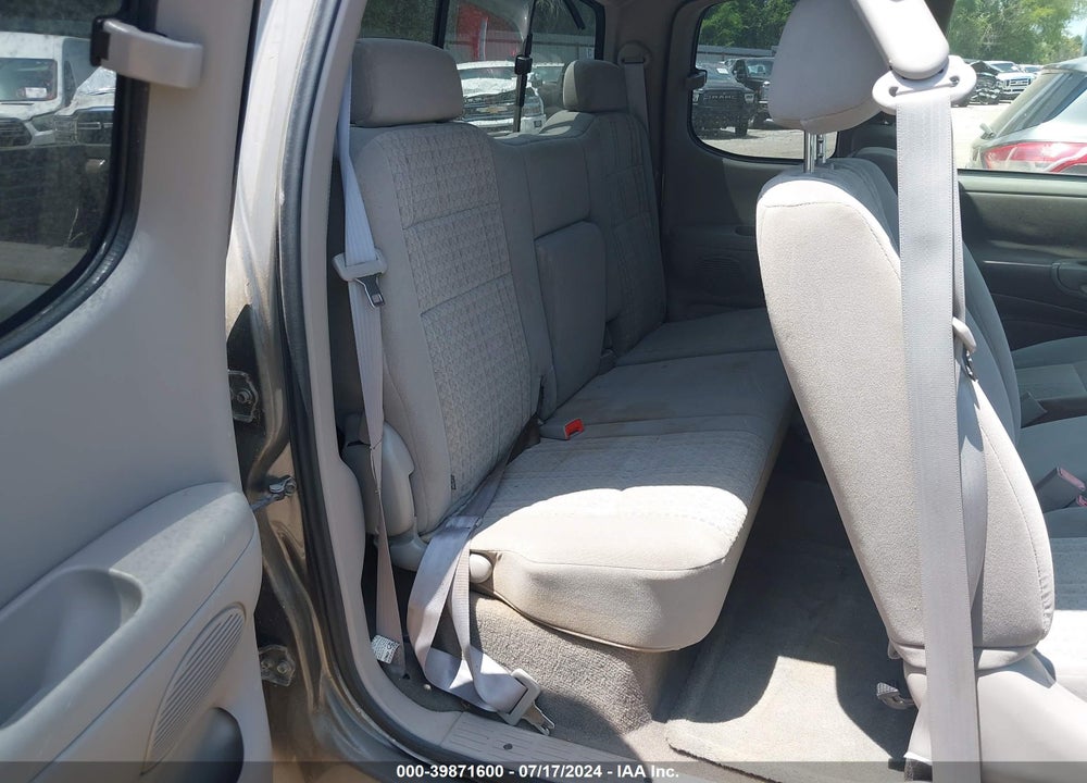 2003 TOYOTA TUNDRA SR5 V8 VIN: 5TBRT34113S404079