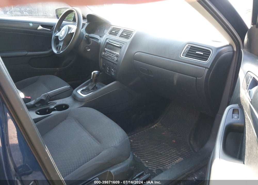 2014 VOLKSWAGEN JETTA 2.0L S VIN: 3VW2K7AJ3EM430786