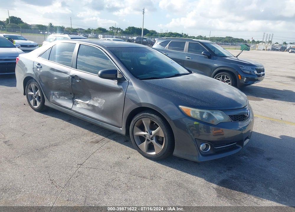 2014 TOYOTA CAMRY SE VIN: 4T1BF1FK0EU340654
