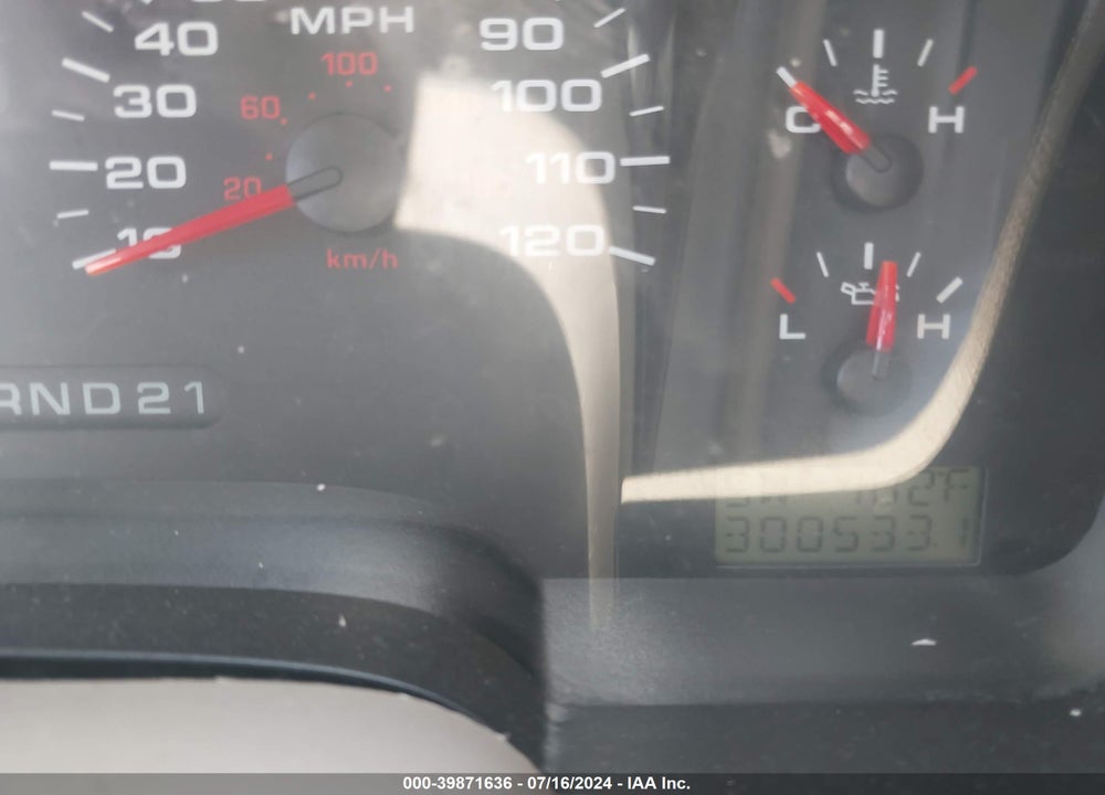 2004 FORD F-150 XLT VIN: 1FTRW12W54KD18932