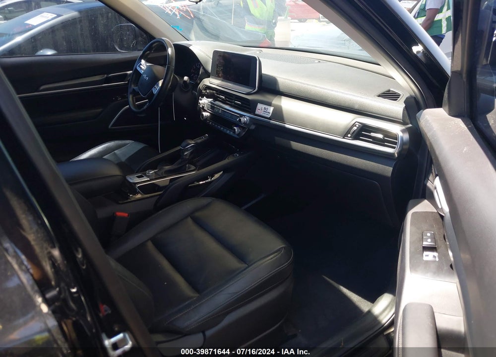 2022 KIA TELLURIDE S VIN: 5XYP64HC5NG288182