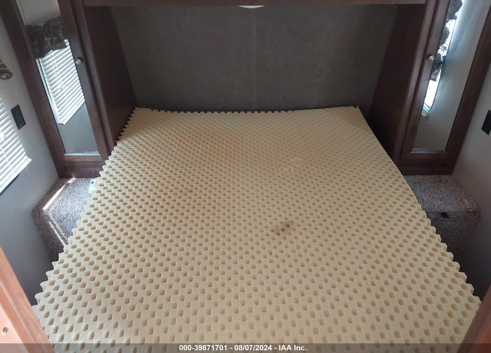 2017 KEYSTONE HIDEOUT M28BHS VIN: 4YDT28B23H7208040
