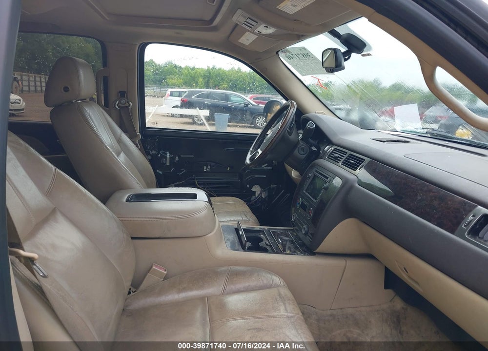 2007 GMC YUKON DENALI VIN: 1GKFK63887J245811