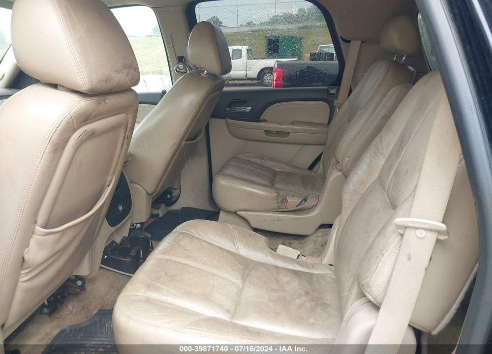 2007 GMC YUKON DENALI VIN: 1GKFK63887J245811