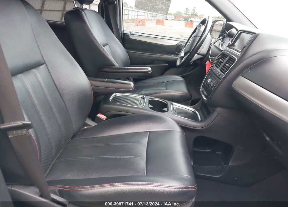 2018 DODGE GRAND CARAVAN GT VIN: 2C4RDGEG0JR201432