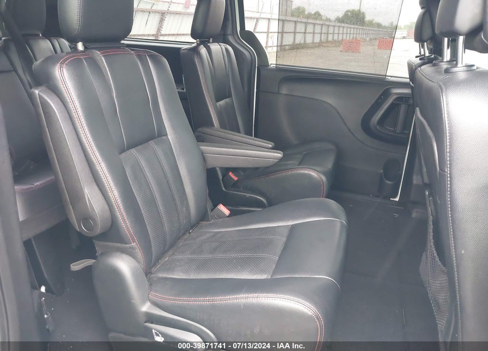 2018 DODGE GRAND CARAVAN GT VIN: 2C4RDGEG0JR201432