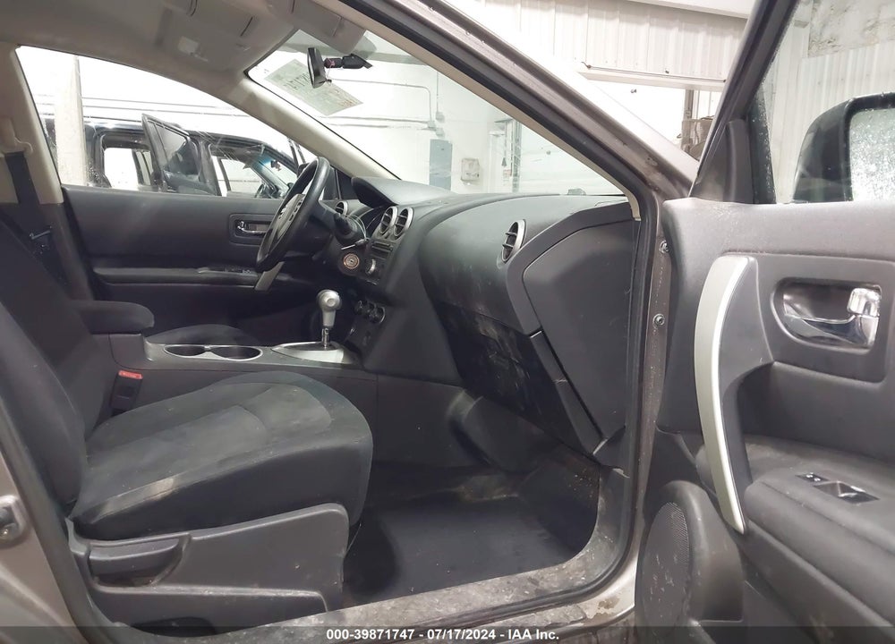 2011 NISSAN ROGUE S VIN: JN8AS5MV1BW259313