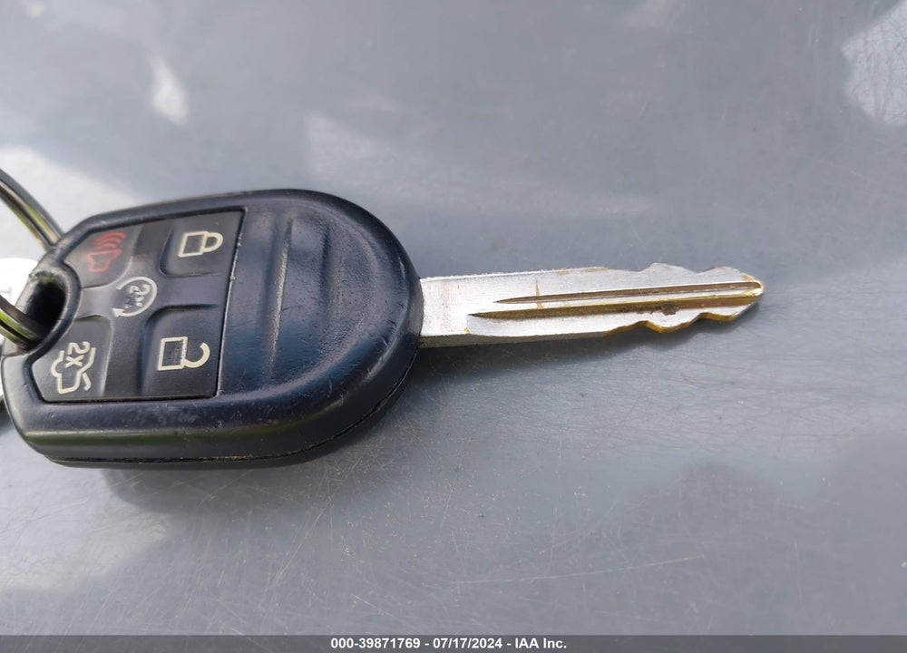 2014 FORD TAURUS SEL VIN: 1FAHP2E84EG132904