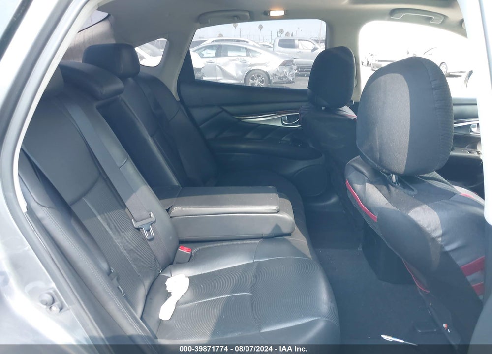 2015 INFINITI Q70 3.7 VIN: JN1BY1AP4FM541334