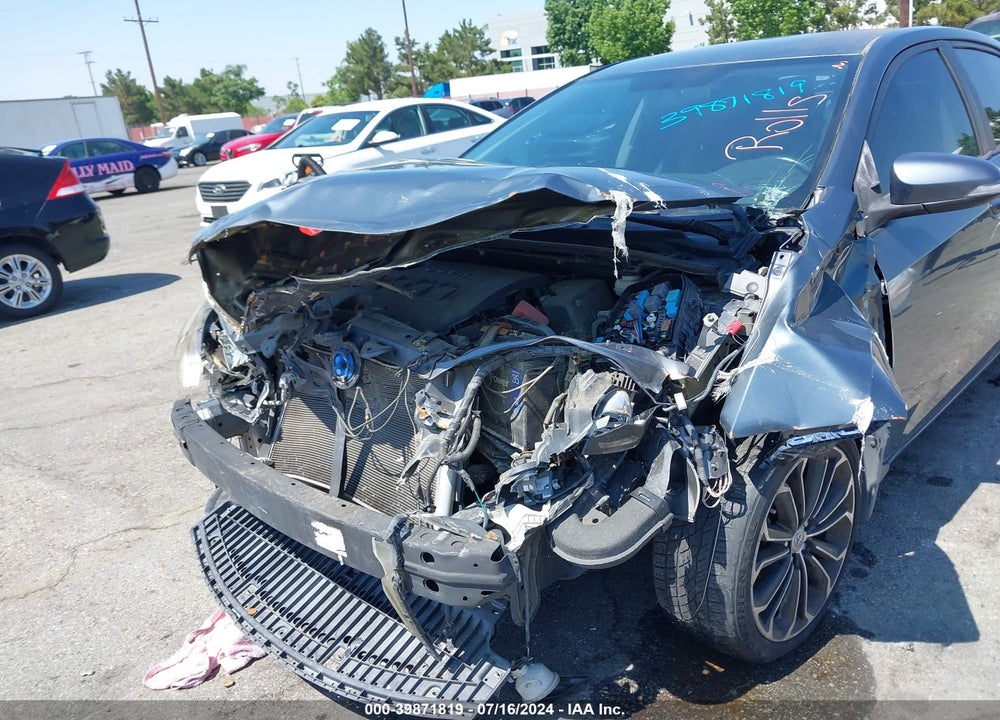 2014 TOYOTA COROLLA S PLUS VIN: 5YFBURHE4EP050964