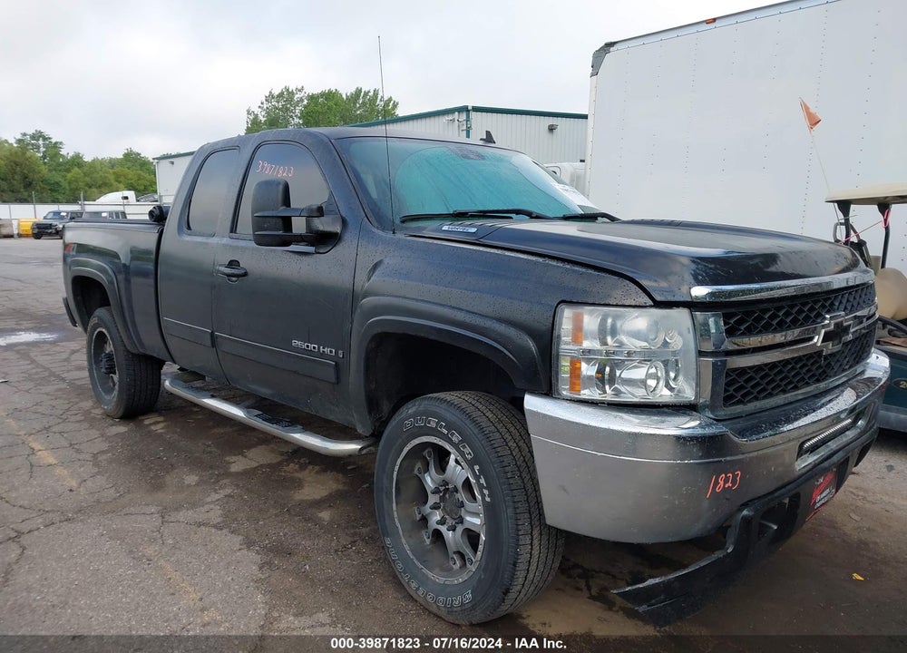 2009 CHEVROLET SILVERADO 2500HD LT VIN: 1GCHK59K89E146466