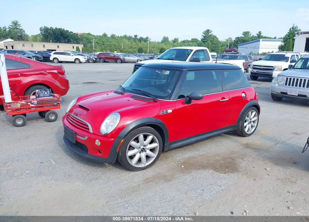 2004 MINI COOPER S VIN: WMWRE334X4TD87850