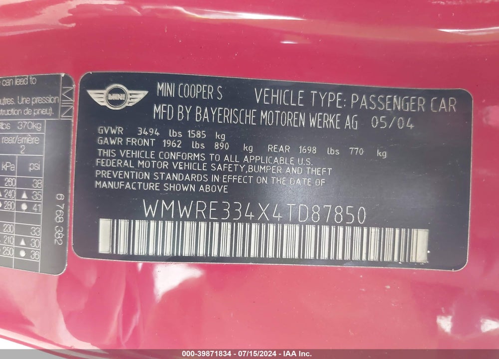 2004 MINI COOPER S VIN: WMWRE334X4TD87850