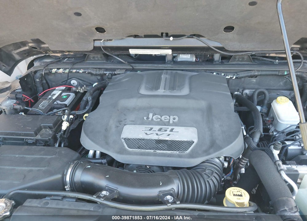 2012 JEEP WRANGLER UNLIMITED SAHARA VIN: 1C4BJWEG2CL253614