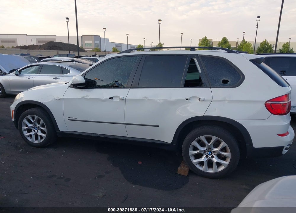 2011 BMW X5 XDRIVE35I/XDRIVE35I PREMIUM/XDRIVE35I SPORT ACTIVITY VIN: 5UXZV4C5XBL738640