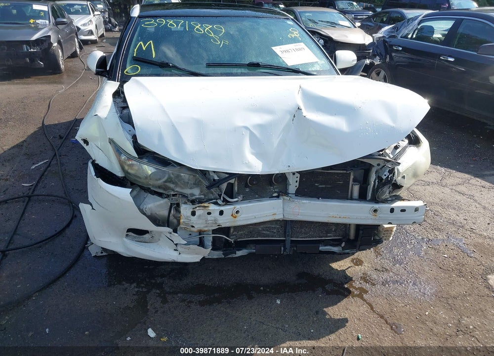 2013 SCION TC VIN: JTKJF5C72D3052221