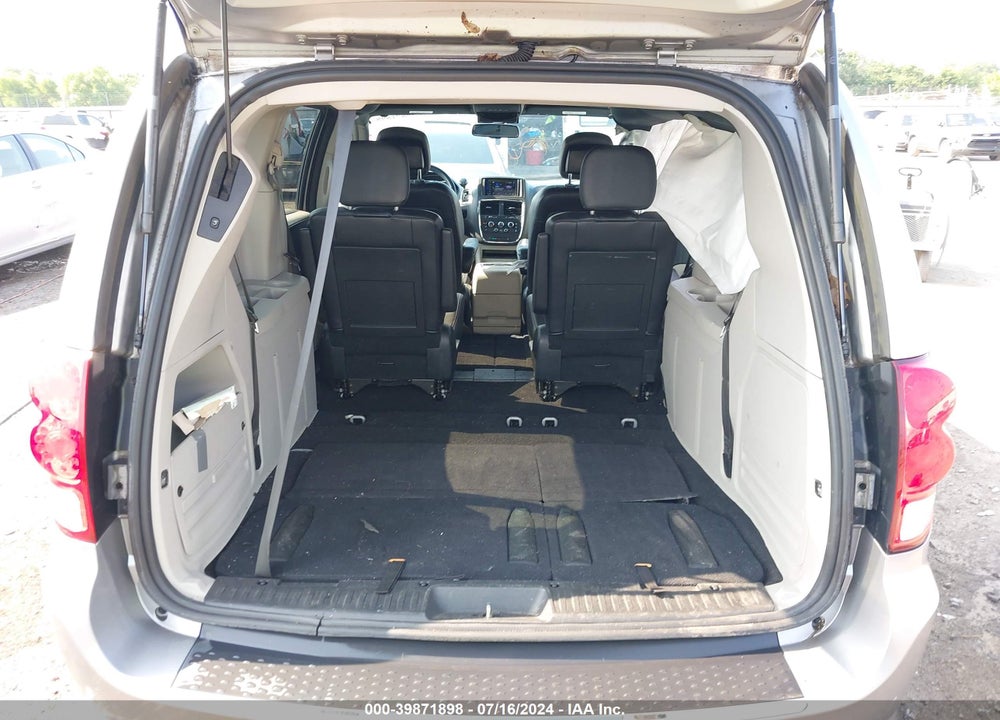 2018 DODGE GRAND CARAVAN SXT VIN: 2C4RDGCG9JR205966