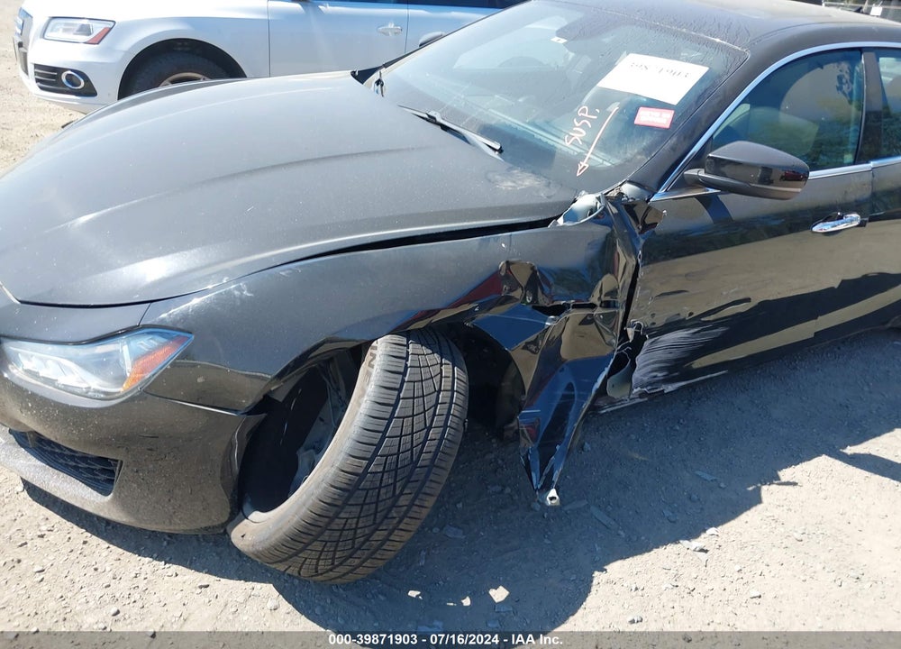 2018 MASERATI GHIBLI VIN: ZAM57XSA5J1299878