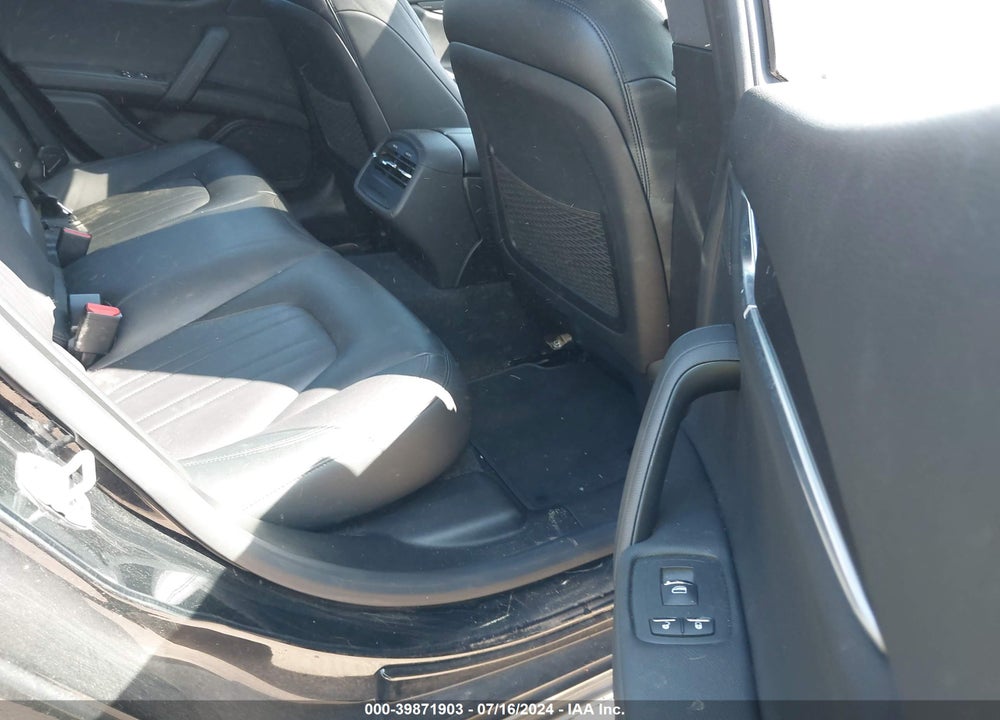 2018 MASERATI GHIBLI VIN: ZAM57XSA5J1299878
