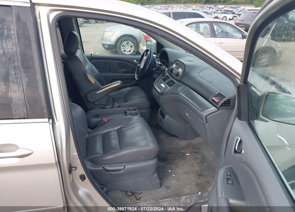 2006 HONDA ODYSSEY TOURING VIN: 5FNRL38896B044311