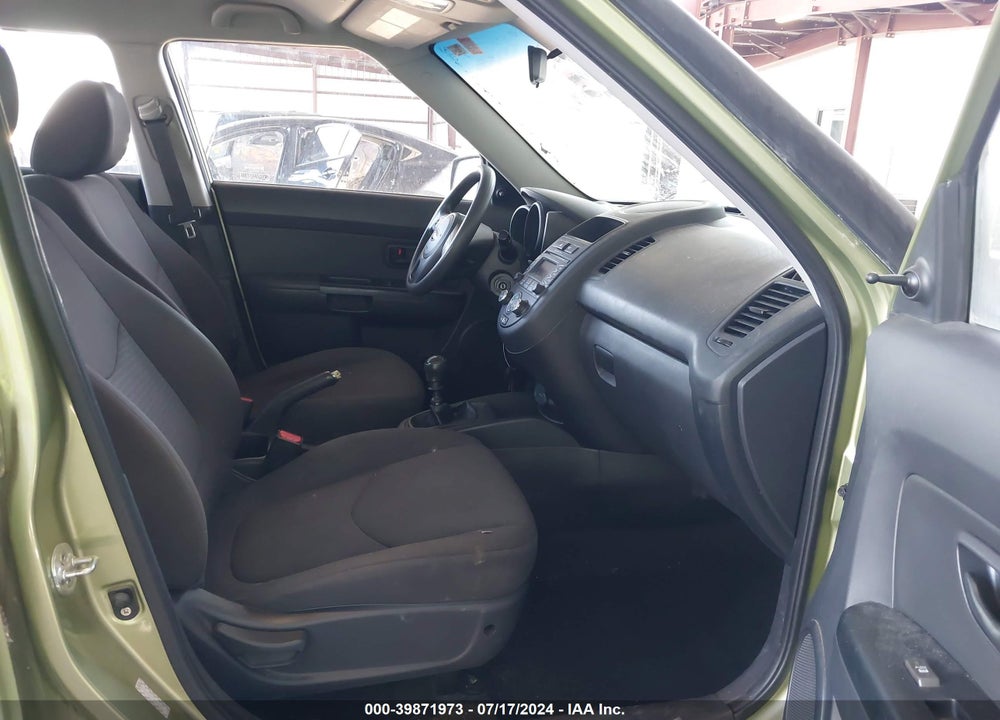 2013 KIA SOUL VIN: KNDJT2A57D7601856