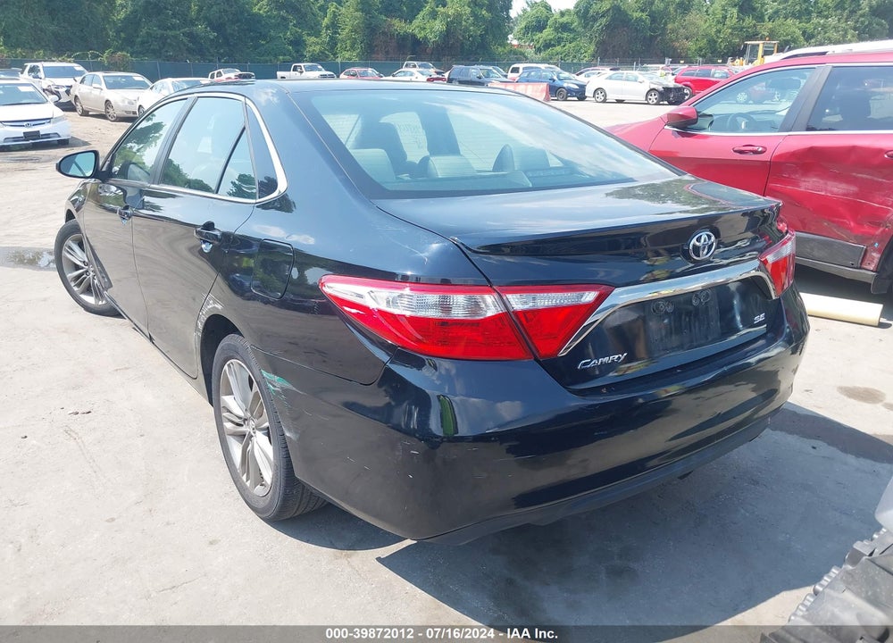 2015 TOYOTA CAMRY SE VIN: 4T1BF1FK3FU088772