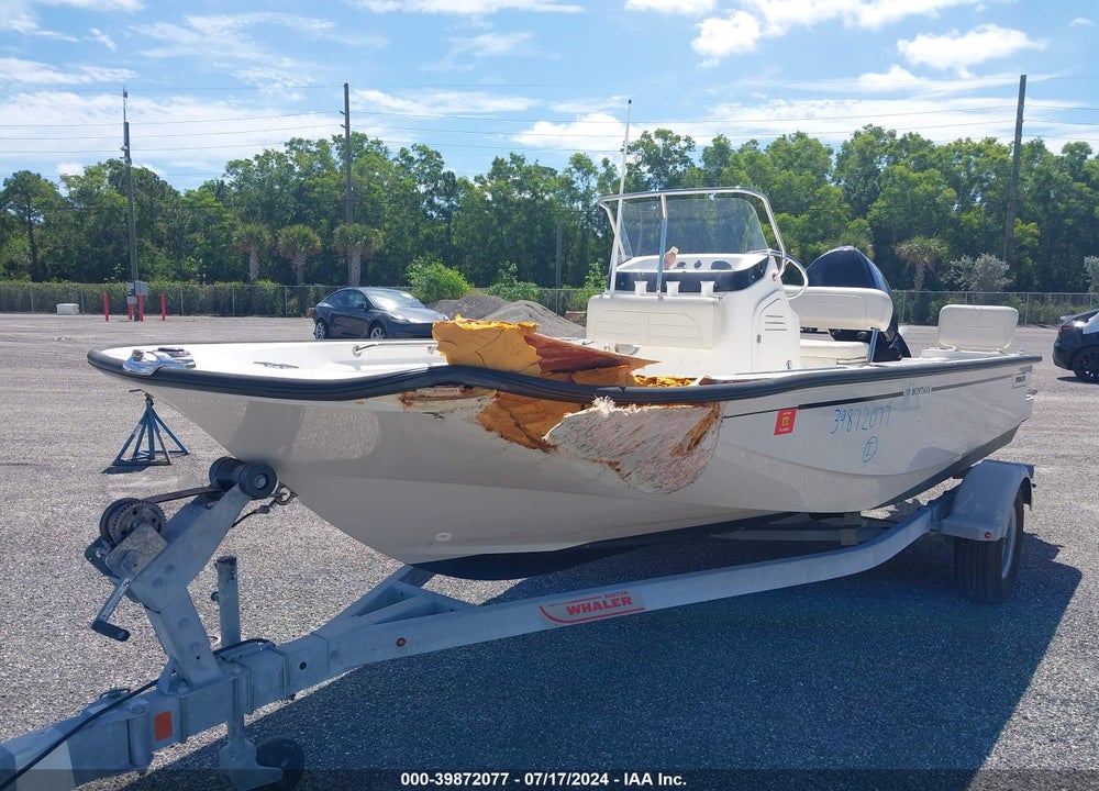 2021 BOSTON WHALER OTHER VIN: BWCE1376L021