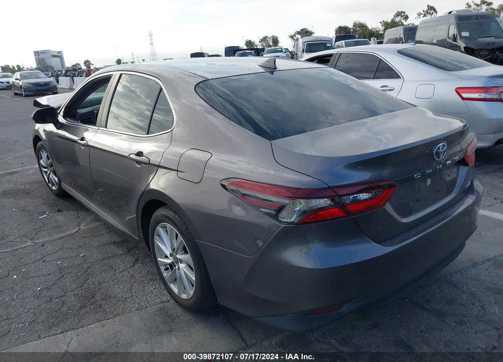 2021 TOYOTA CAMRY LE VIN: 4T1C11AK4MU435369