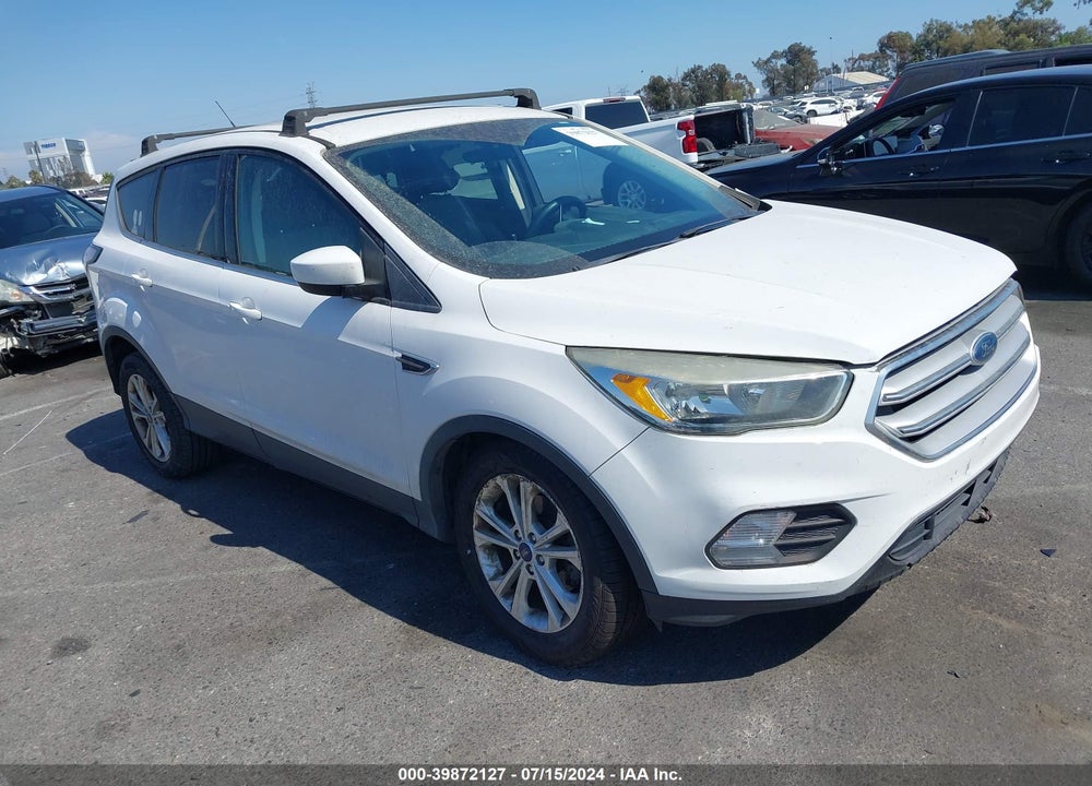 2017 FORD ESCAPE SE VIN: 1FMCU0GD8HUC02126