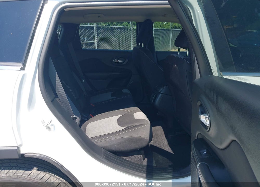 2014 JEEP CHEROKEE LATITUDE VIN: 1C4PJMCS7EW229800